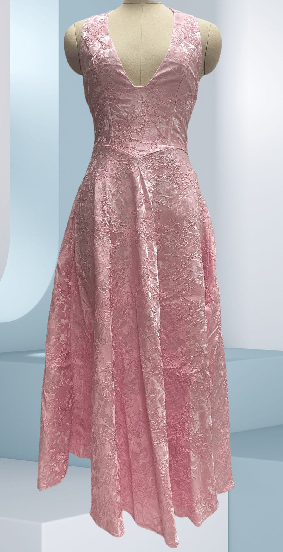 Elegant V-Neck Halter Floral Jacquard Evening Dress - Backless Sleeveless A-Line Gown With Waist Accent For Women